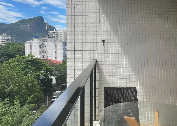 Duas Suítes e o Cristo Redentor Rio de Janeiro